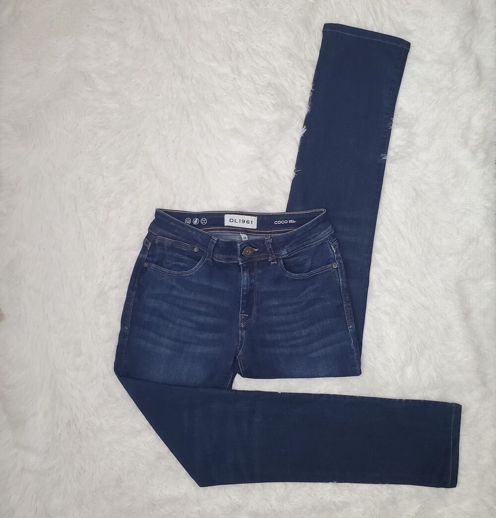 DL1961 Coco Curvy Straight Jeans 24 / 0